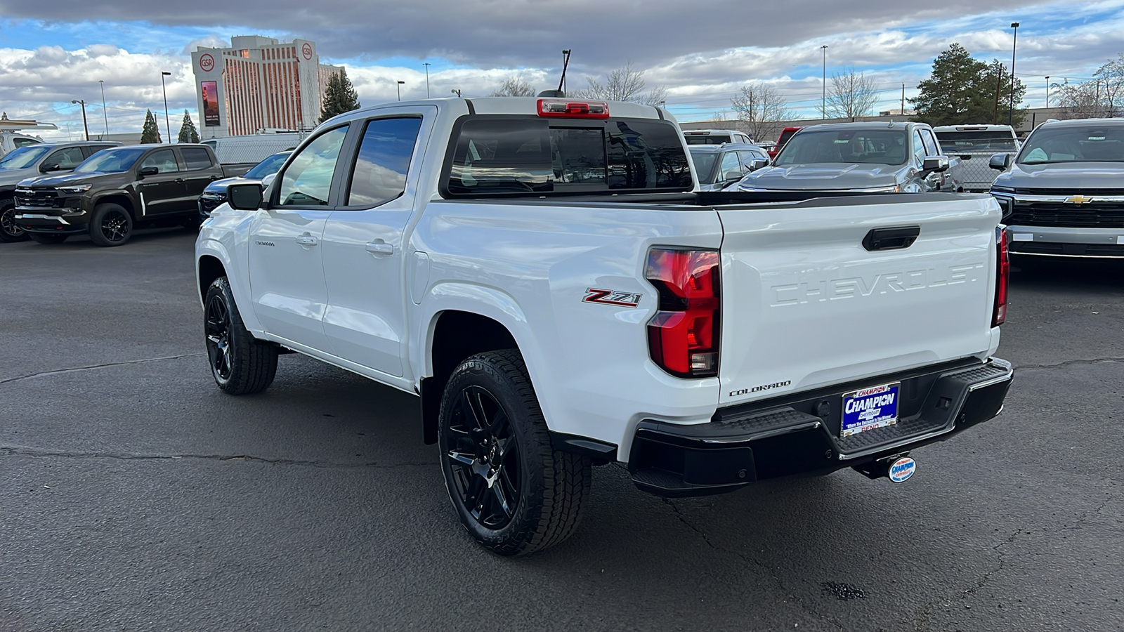 2024 Chevrolet Colorado 4WD Z71 7