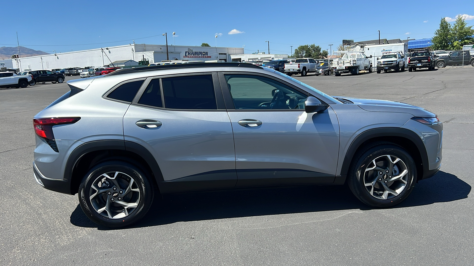 2025 Chevrolet Trax LT 4