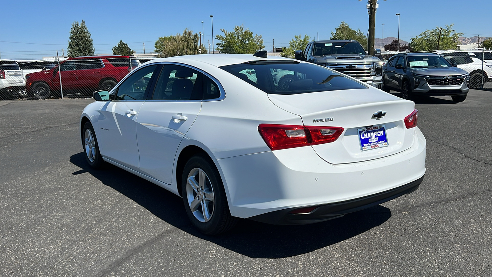 2025 Chevrolet Malibu LS 7