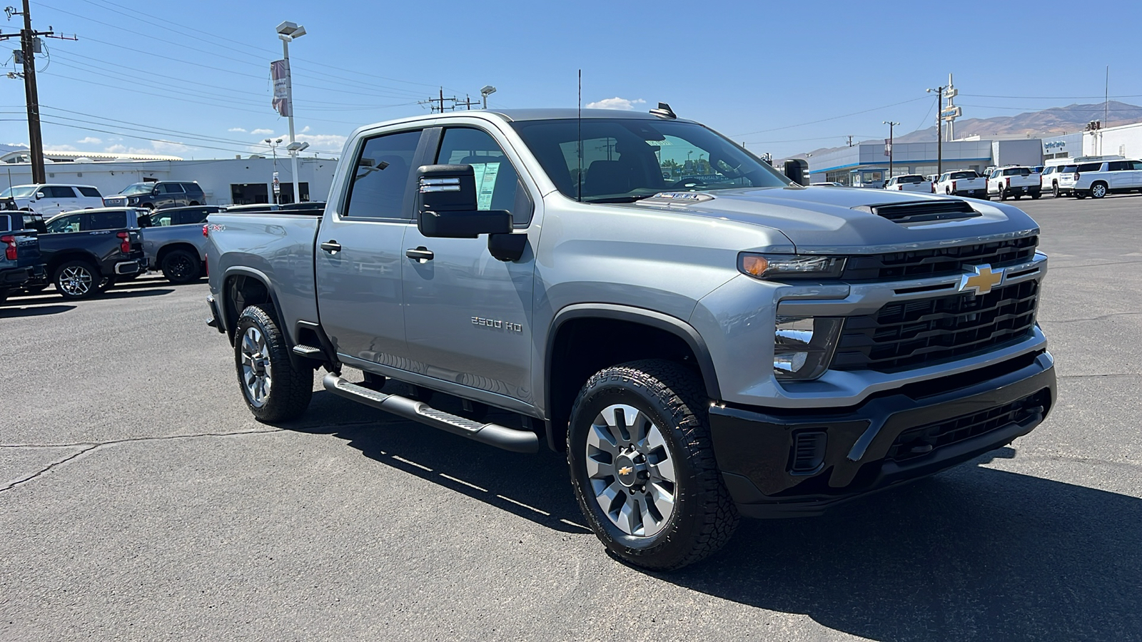 2025 Chevrolet Silverado 2500HD Custom 3