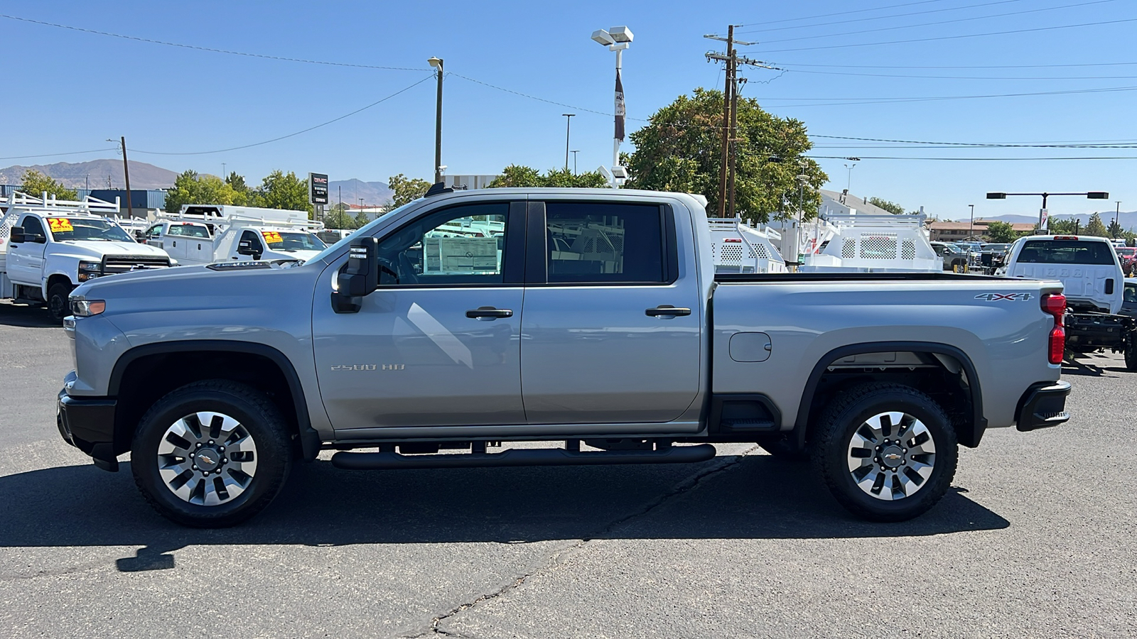 2025 Chevrolet Silverado 2500HD Custom 8