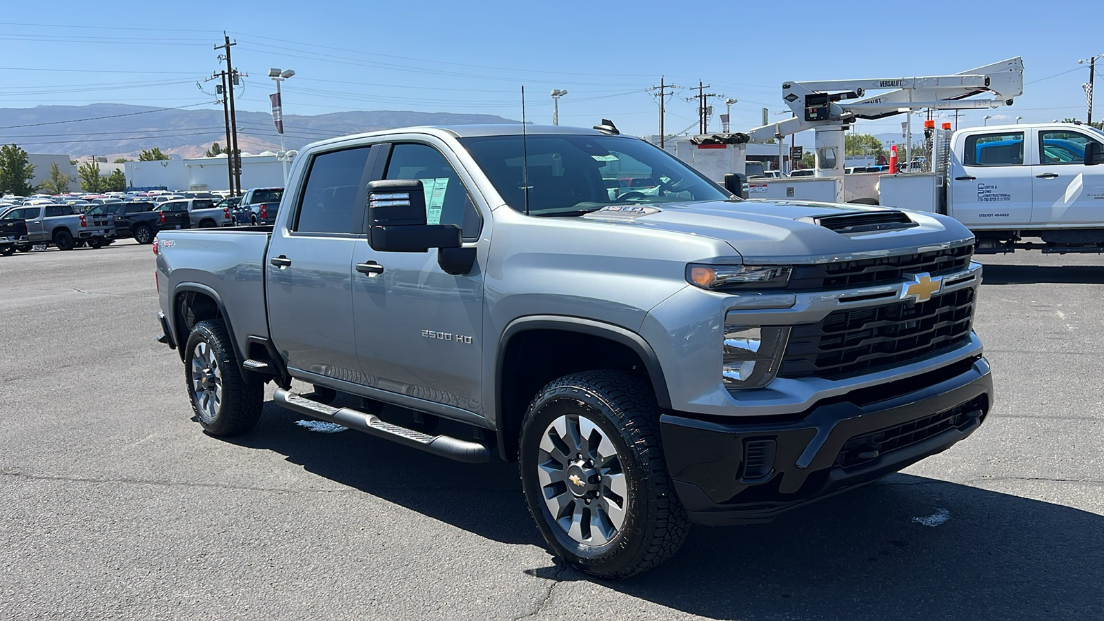 2025 Chevrolet Silverado 2500HD Custom 3