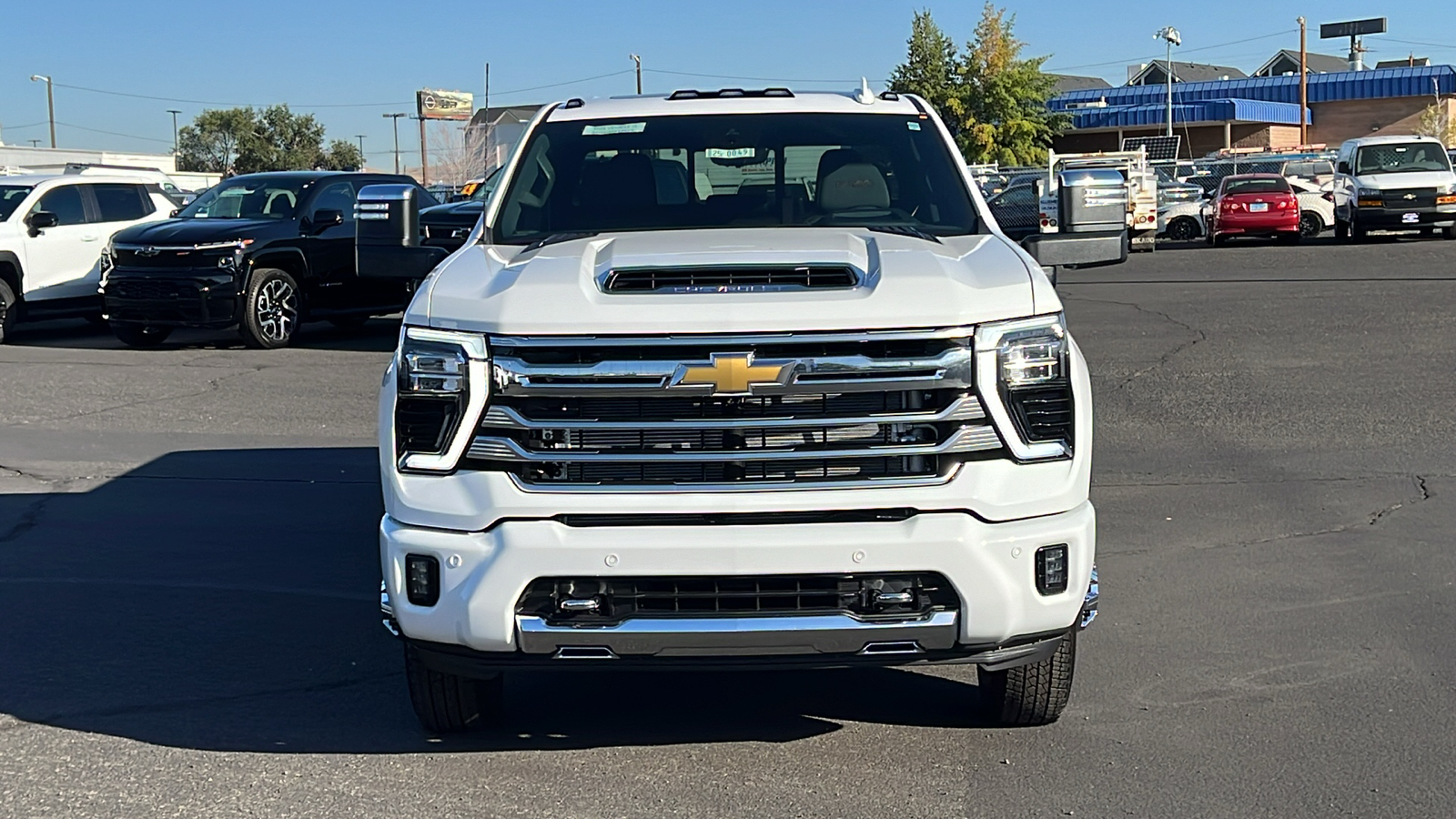 2025 Chevrolet Silverado 3500HD High Country 2