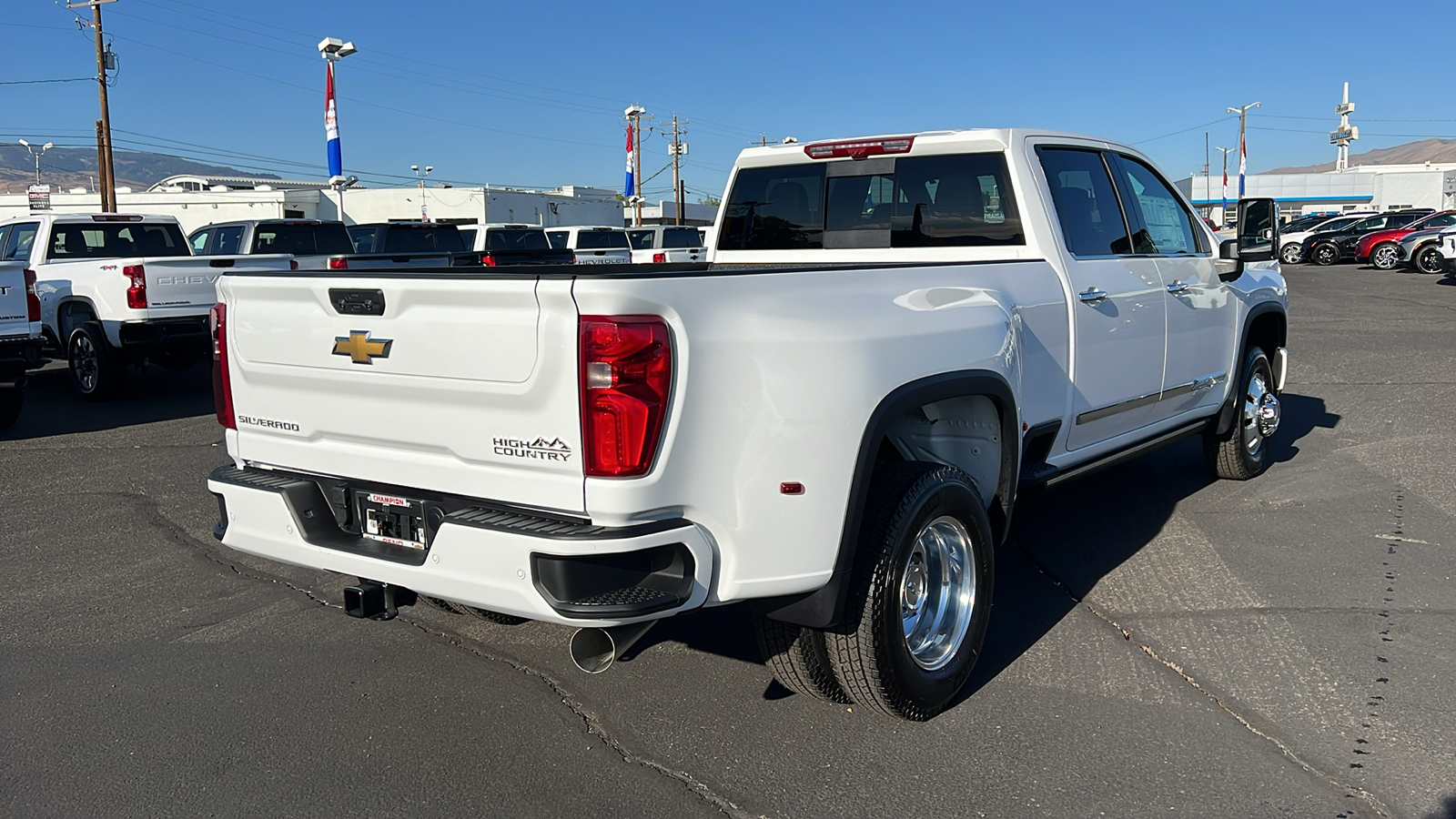 2025 Chevrolet Silverado 3500HD High Country 5