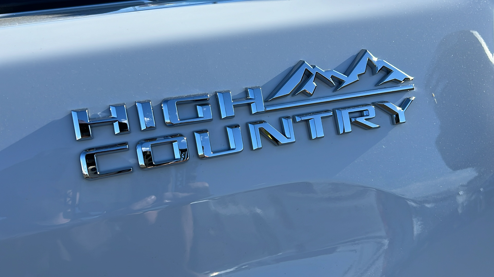 2025 Chevrolet Silverado 3500HD High Country 12