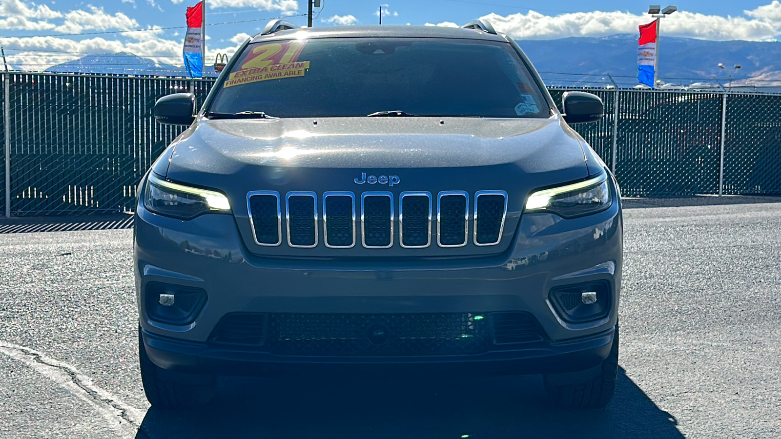 2021 Jeep Cherokee Latitude Lux 2