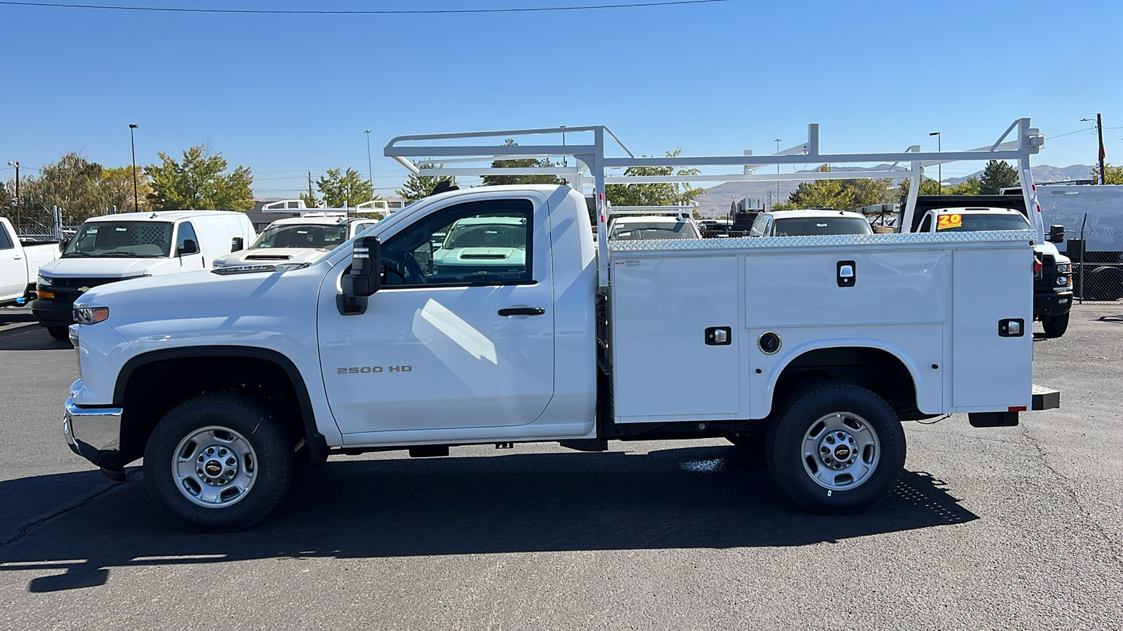 2025 Chevrolet Silverado 2500HD Work Truck 8