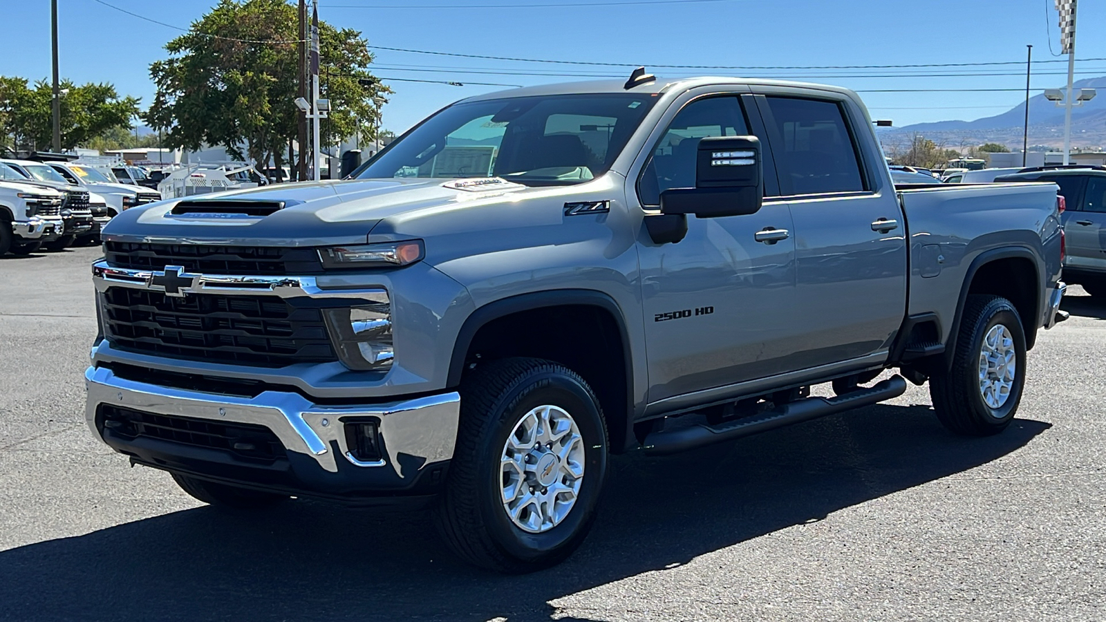 2025 Chevrolet Silverado 2500HD LT 1