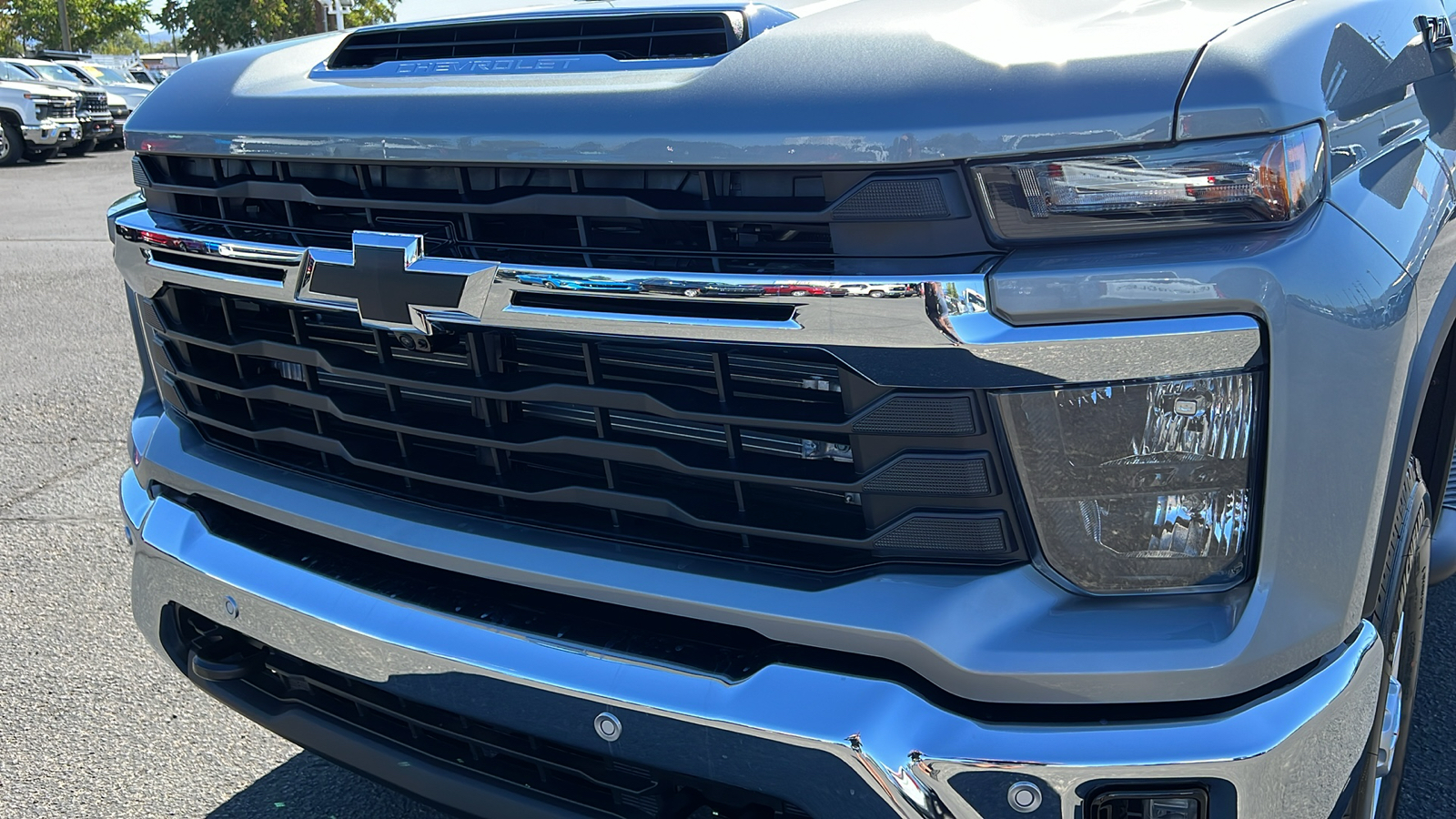 2025 Chevrolet Silverado 2500HD LT 9