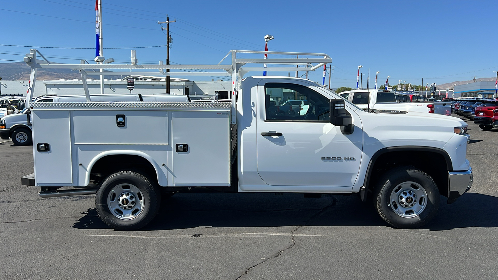 2025 Chevrolet Silverado 2500HD Work Truck 4