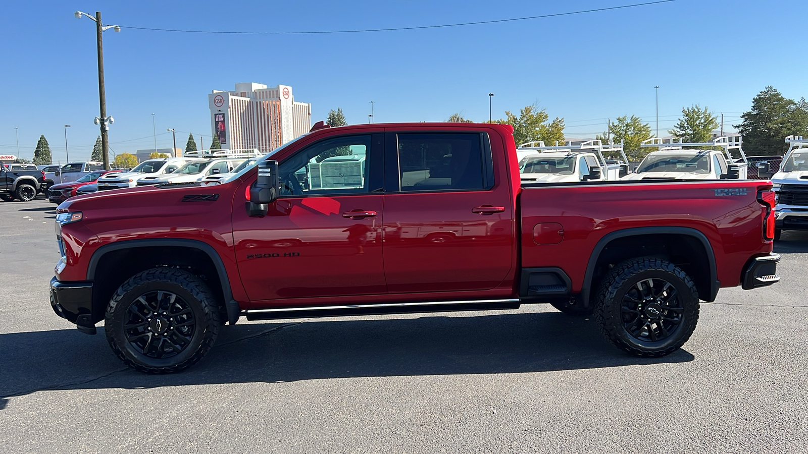 2025 Chevrolet Silverado 2500HD LTZ 8