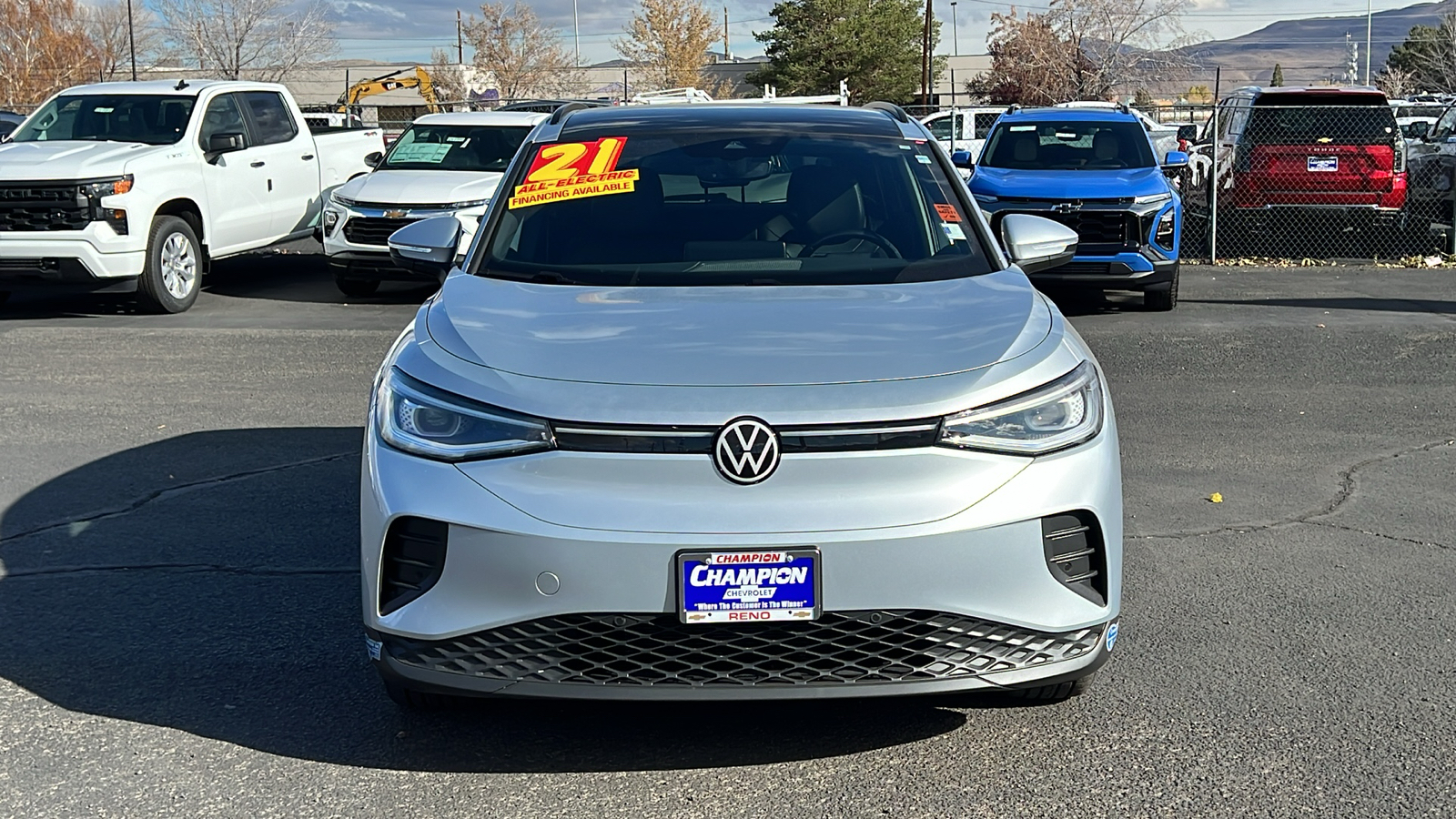 2021 Volkswagen ID.4 Pro S 2