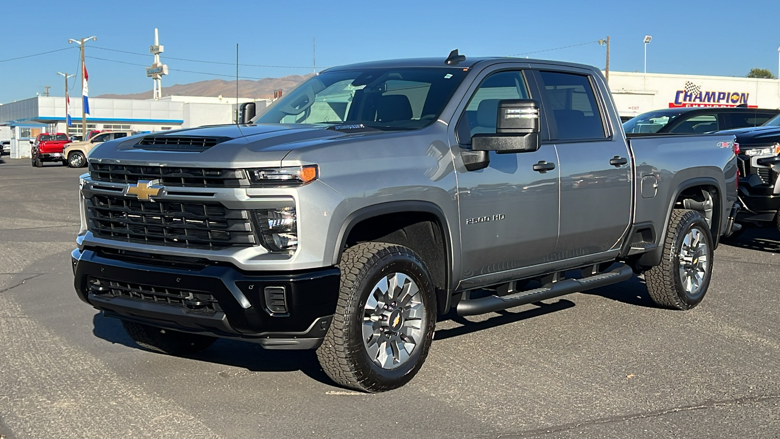 2025 Chevrolet Silverado 2500HD Custom 1