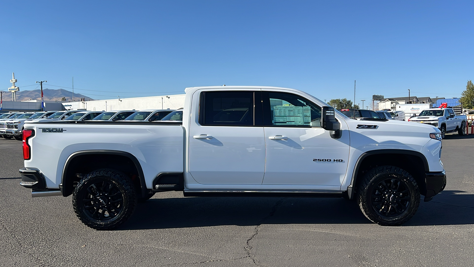 2025 Chevrolet Silverado 2500HD LTZ 4