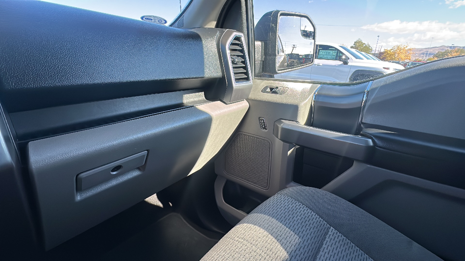 2019 Ford F-150  28