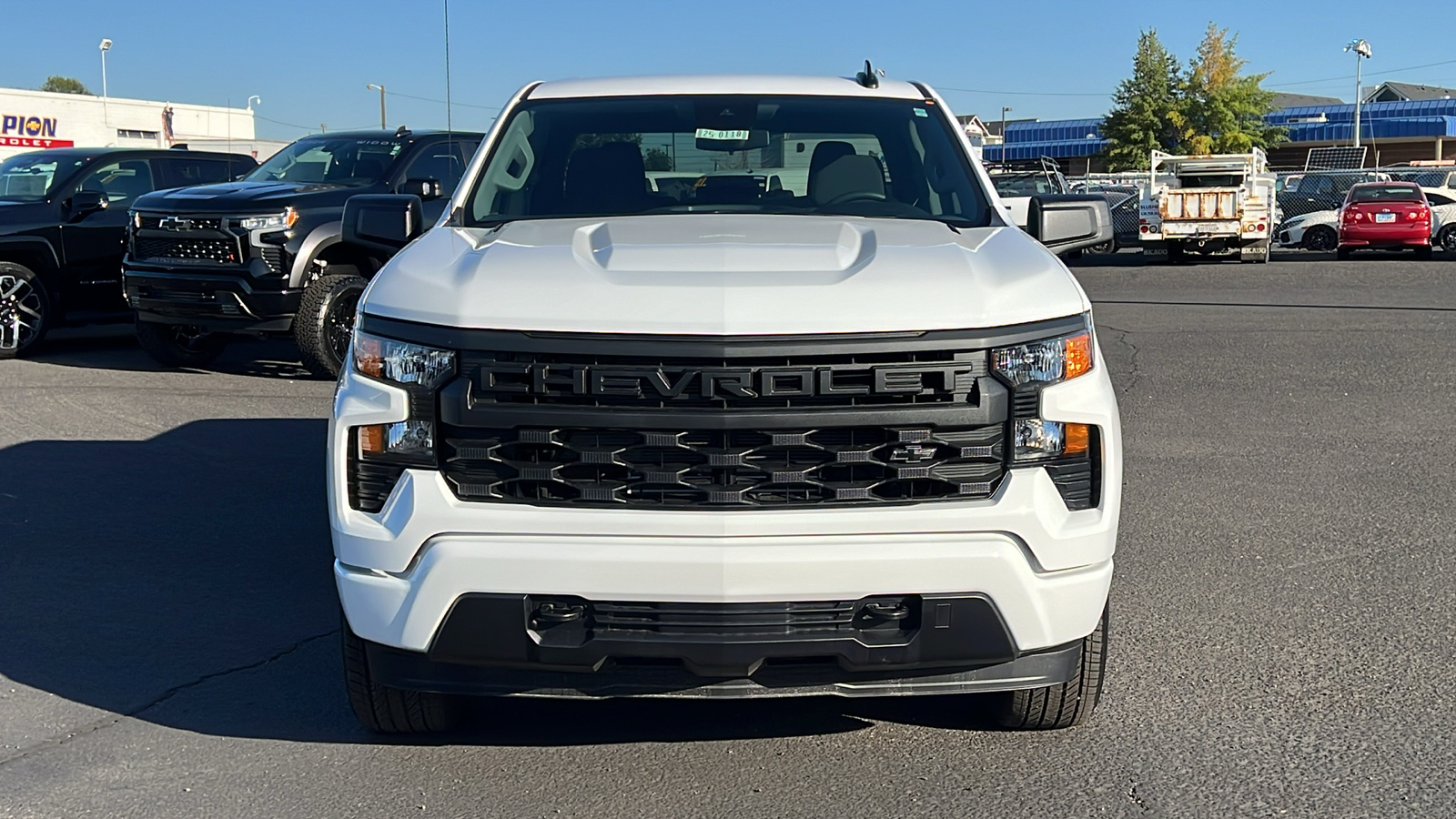 2025 Chevrolet Silverado 1500 Custom 2