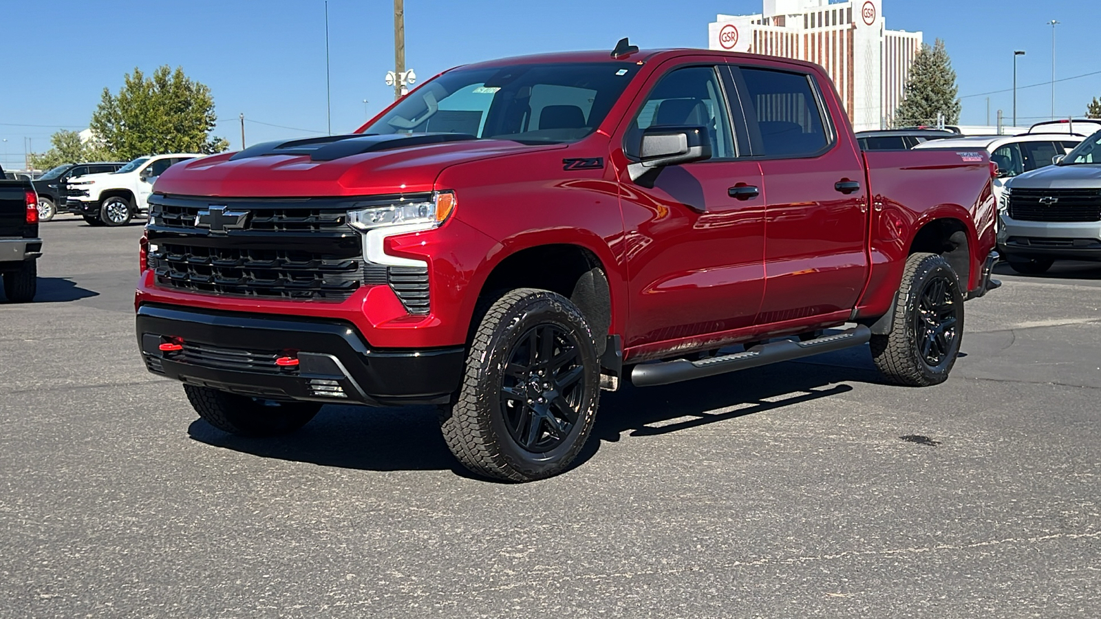 2025 Chevrolet Silverado 1500 LT Trail Boss 1