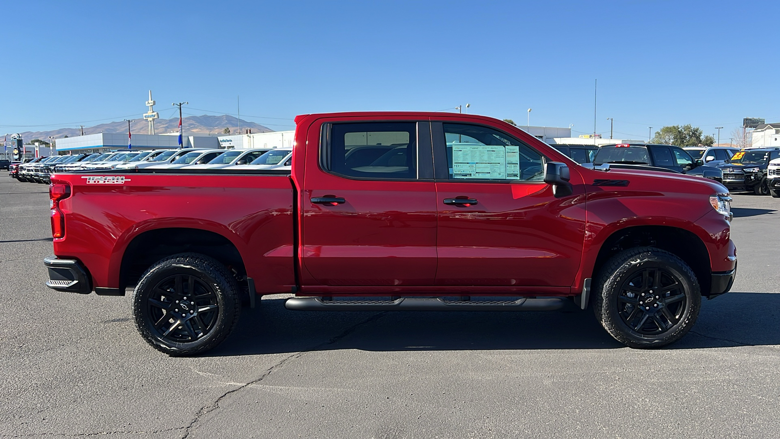 2025 Chevrolet Silverado 1500 LT Trail Boss 4