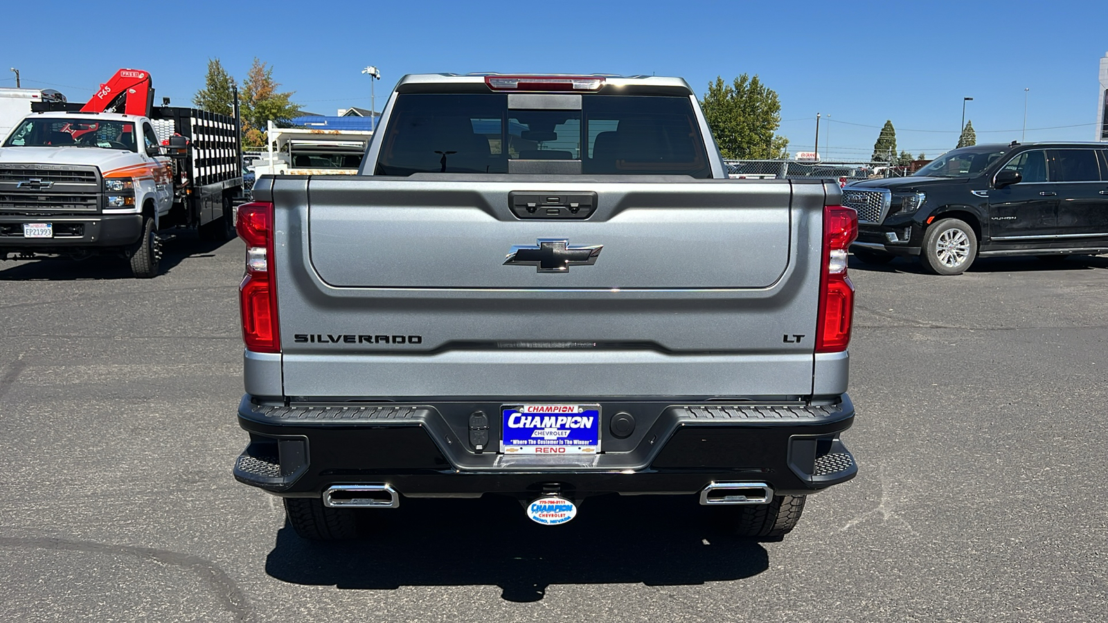 2025 Chevrolet Silverado 1500 LT Trail Boss 6