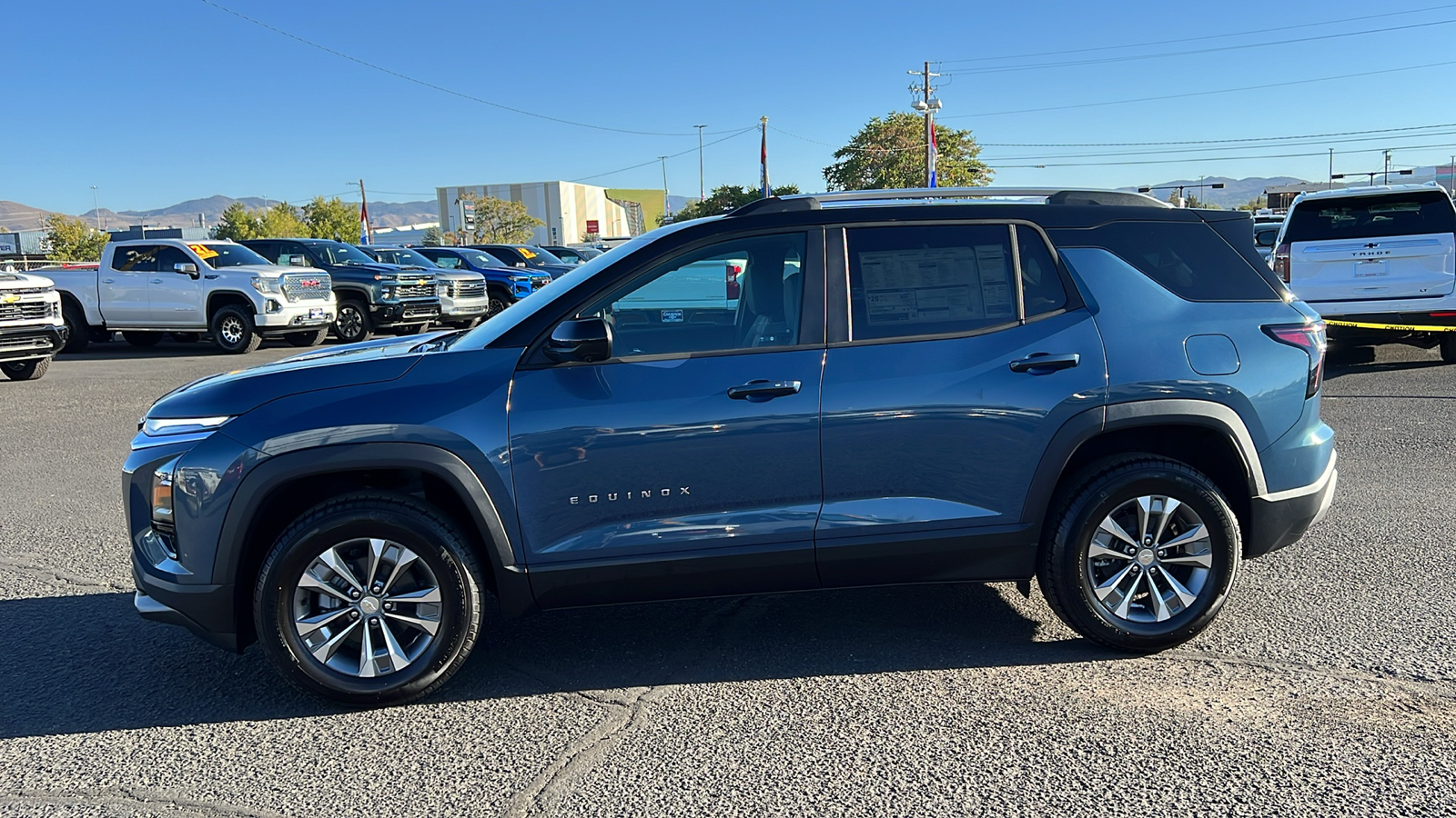 2025 Chevrolet Equinox AWD LT 8