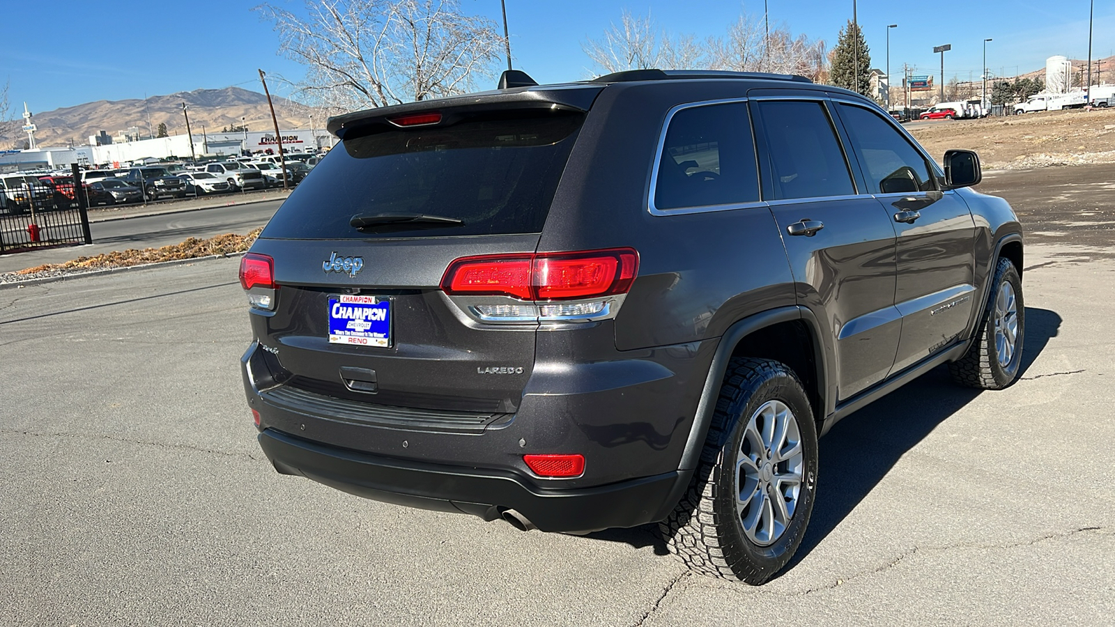 2021 Jeep Grand Cherokee Laredo E 5