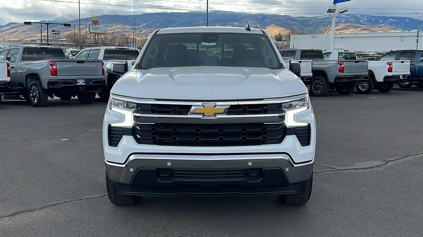 2025 Chevrolet Silverado 1500 LT 2