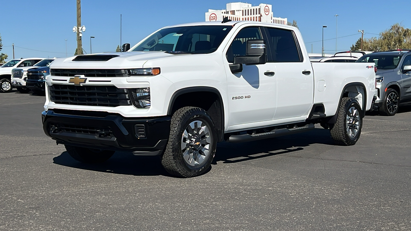 2025 Chevrolet Silverado 2500HD Custom 1