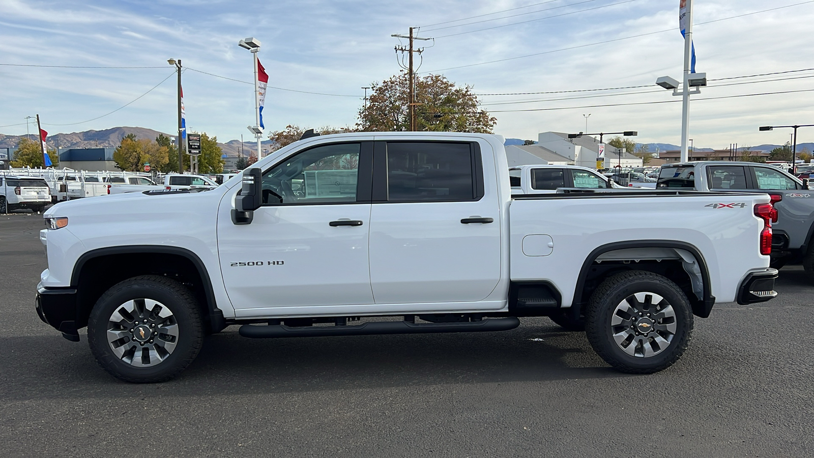 2025 Chevrolet Silverado 2500HD Custom 8