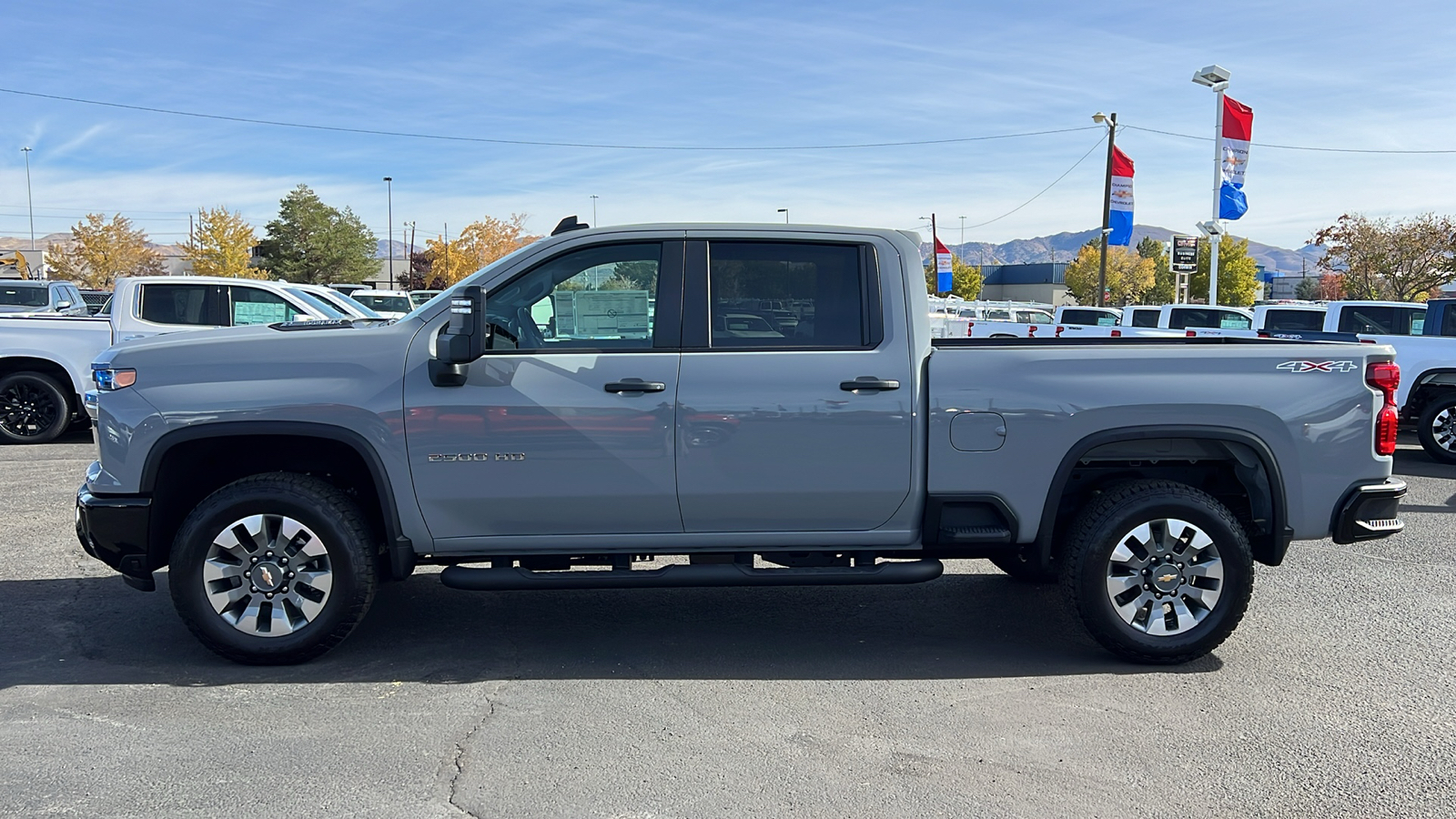 2025 Chevrolet Silverado 2500HD Custom 8