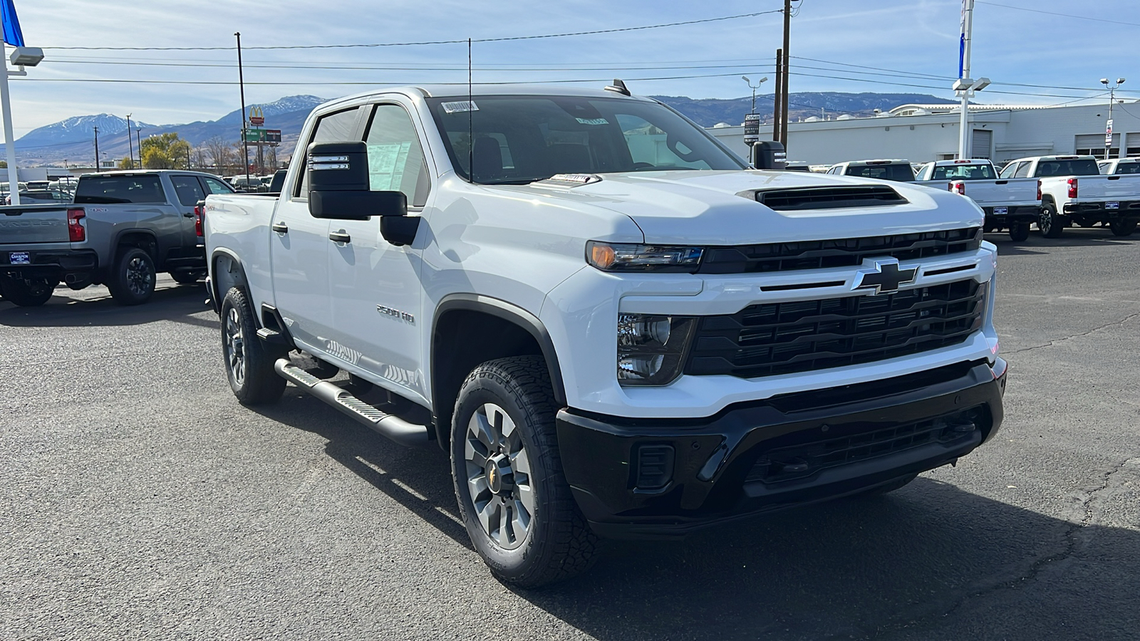 2025 Chevrolet Silverado 2500HD Custom 3