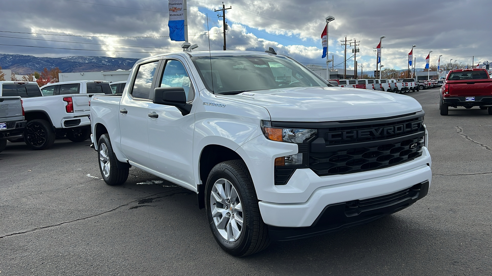 2025 Chevrolet Silverado 1500 Custom 3