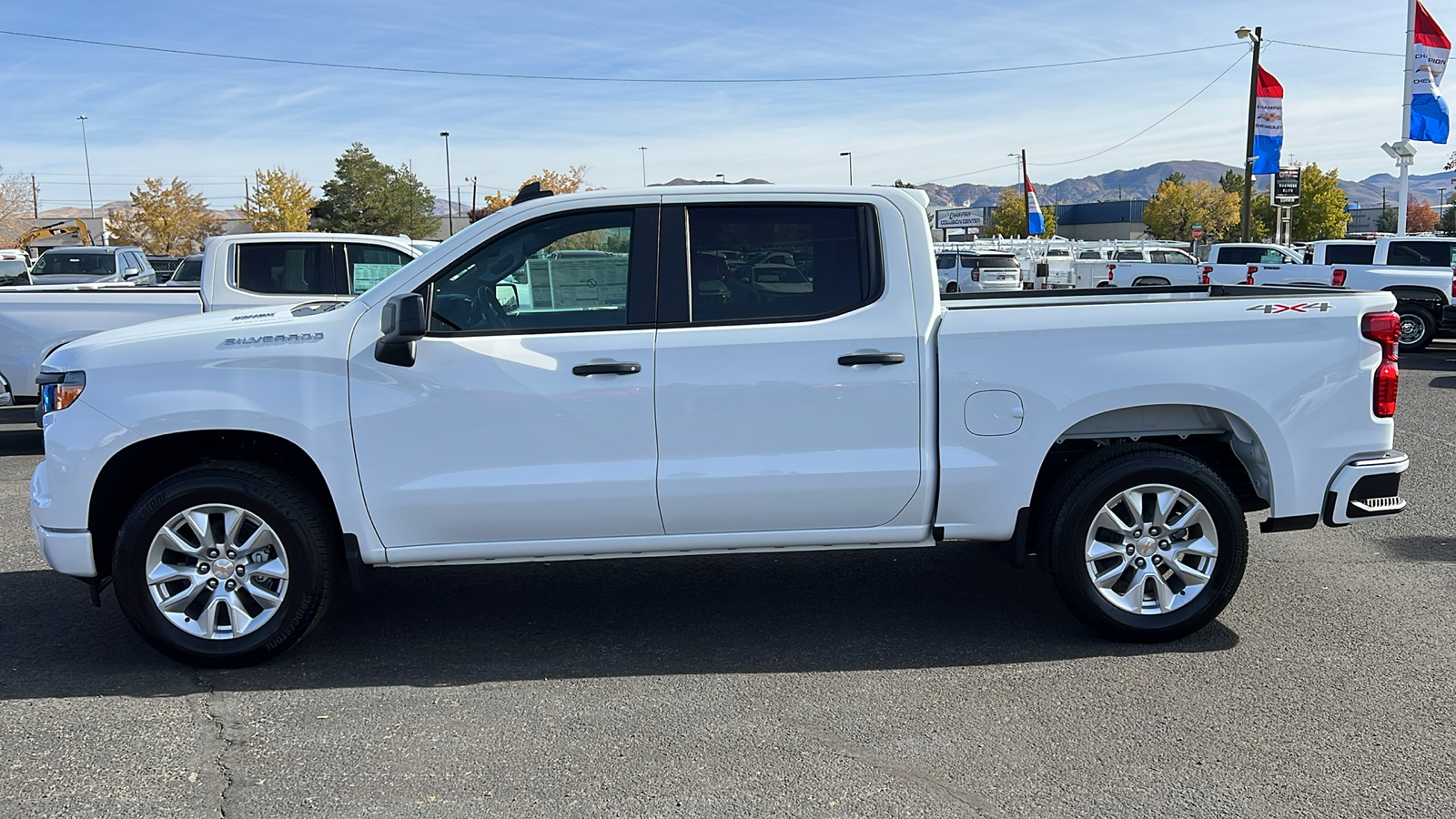 2025 Chevrolet Silverado 1500 Custom 8