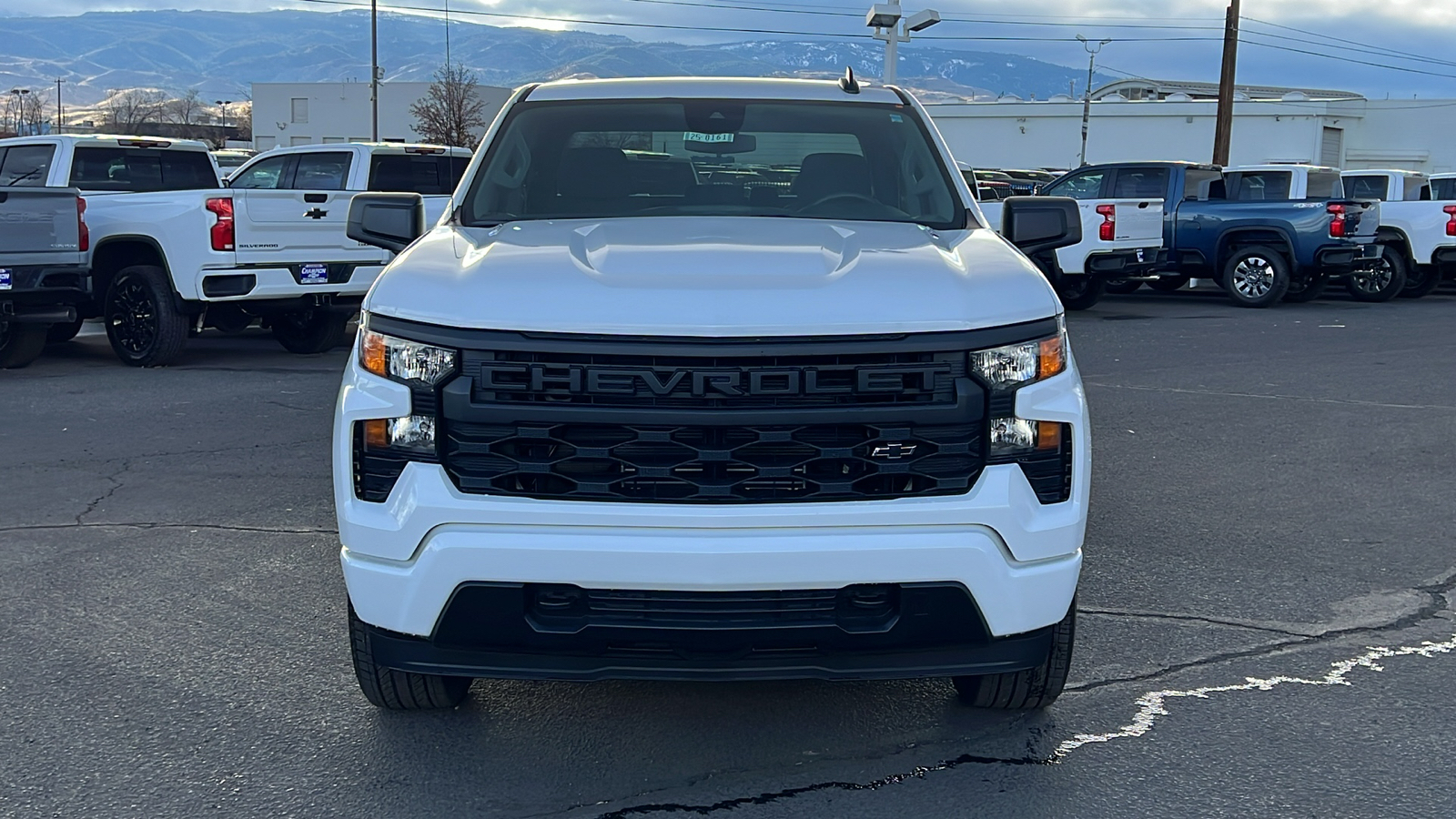 2025 Chevrolet Silverado 1500 Custom 2