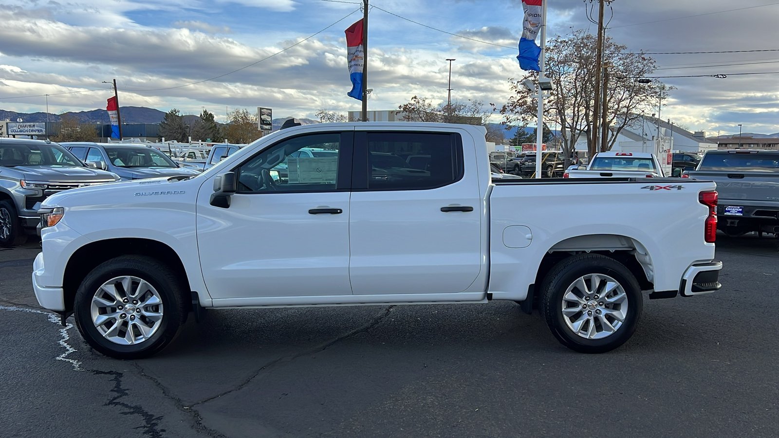 2025 Chevrolet Silverado 1500 Custom 8