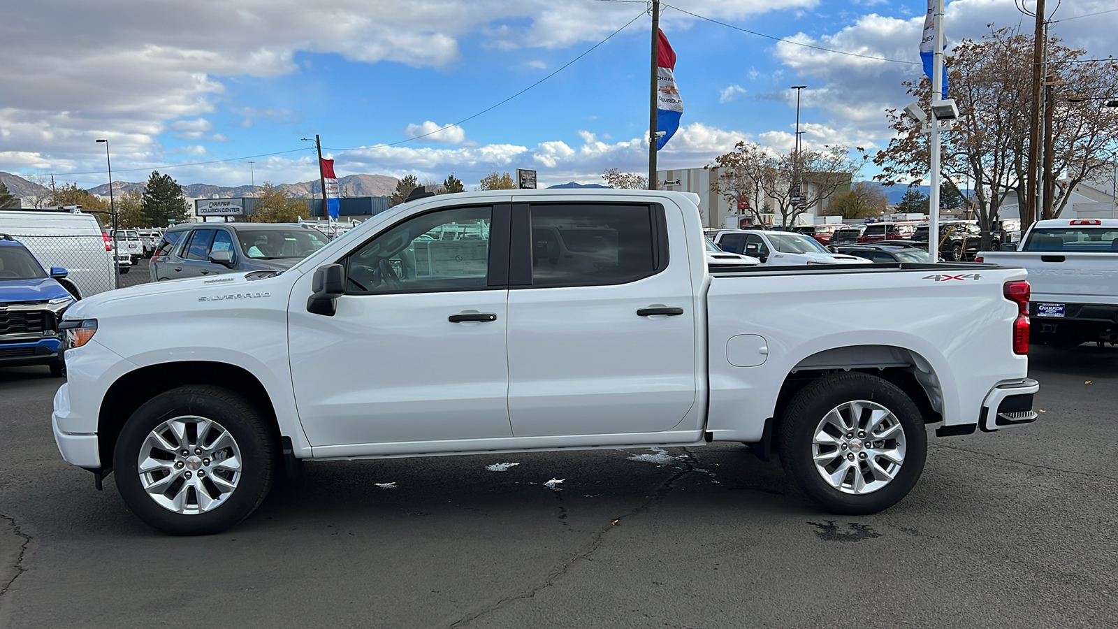 2025 Chevrolet Silverado 1500 Custom 8