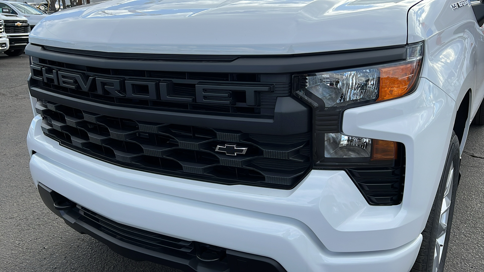 2025 Chevrolet Silverado 1500 Custom 9