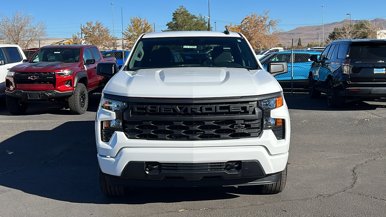 2025 Chevrolet Silverado 1500 Custom 2