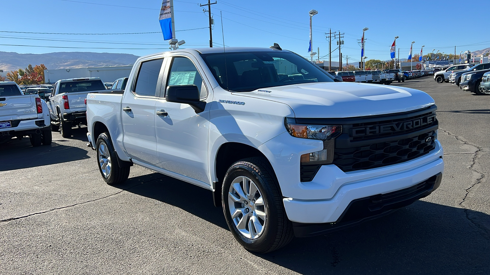 2025 Chevrolet Silverado 1500 Custom 3