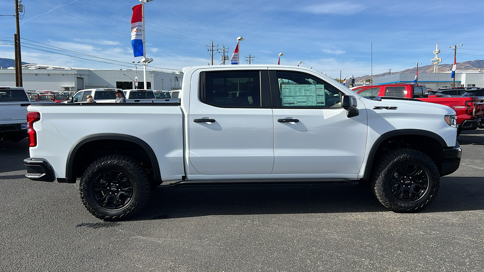 2025 Chevrolet Silverado 1500 ZR2 4