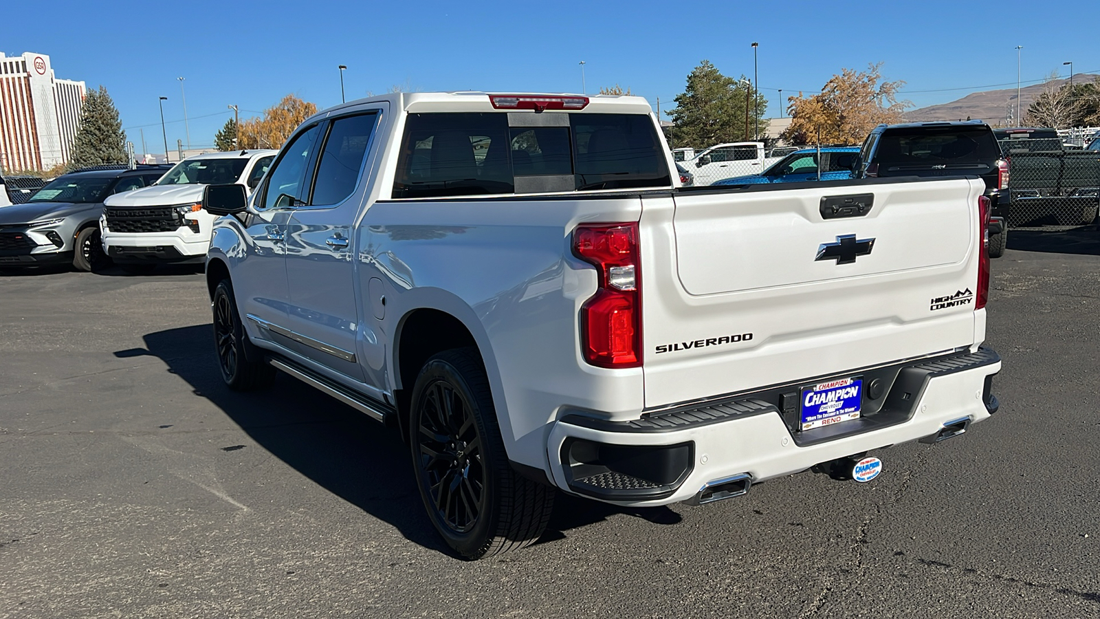 2025 Chevrolet Silverado 1500 High Country 7