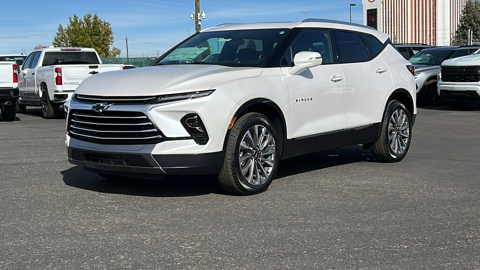 2025 Chevrolet Blazer Premier 1