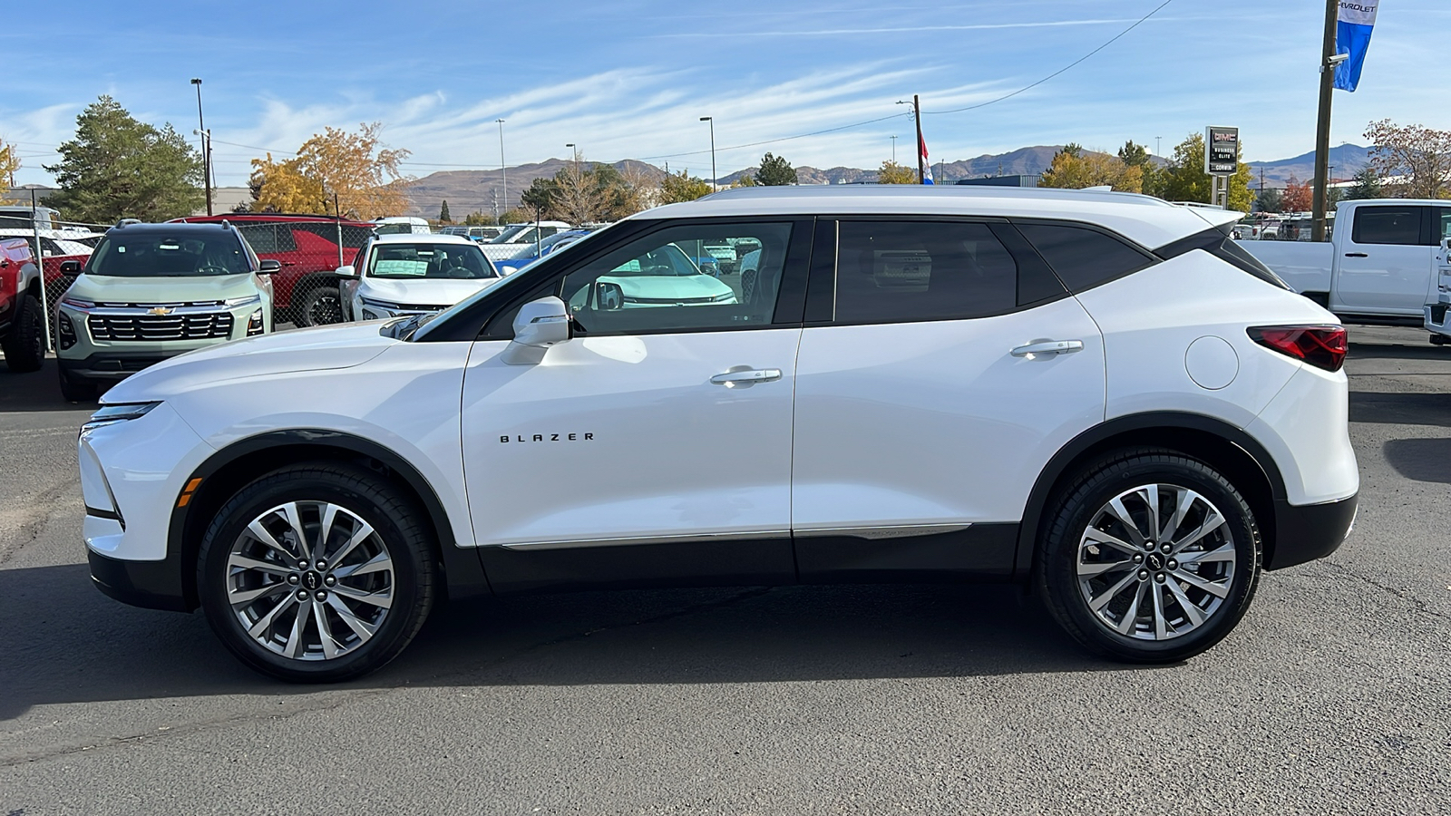 2025 Chevrolet Blazer Premier 8