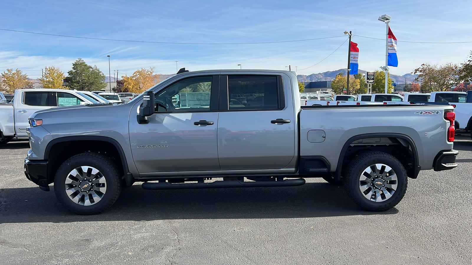 2025 Chevrolet Silverado 2500HD Custom 8