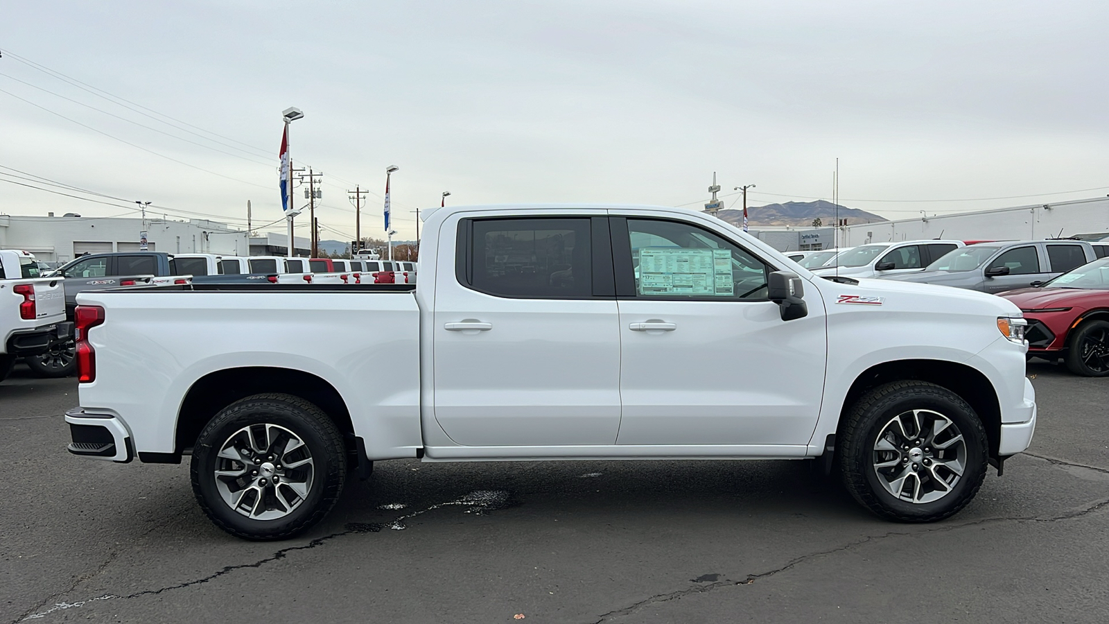 2025 Chevrolet Silverado 1500 RST 4