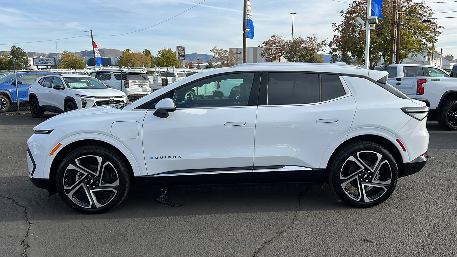 2025 Chevrolet Equinox EV LT 8