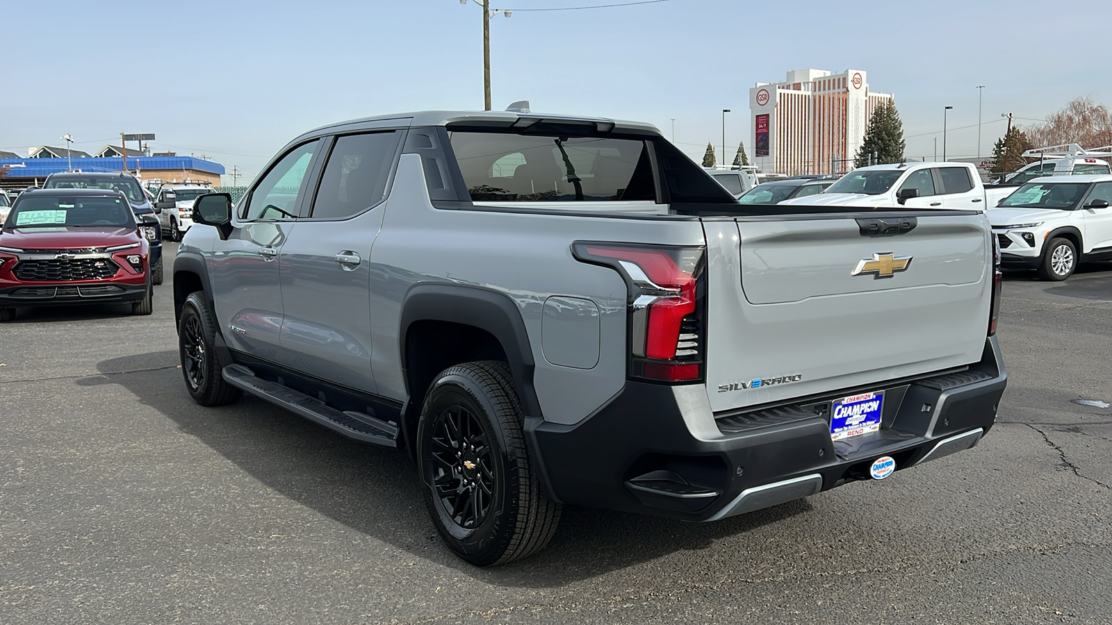 2025 Chevrolet Silverado EV LT 7