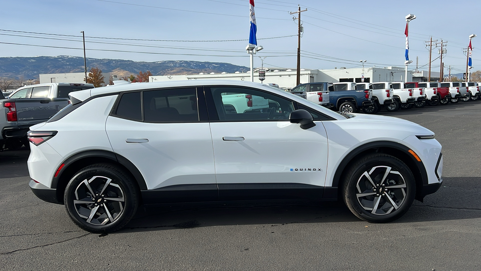 2025 Chevrolet Equinox EV LT 4