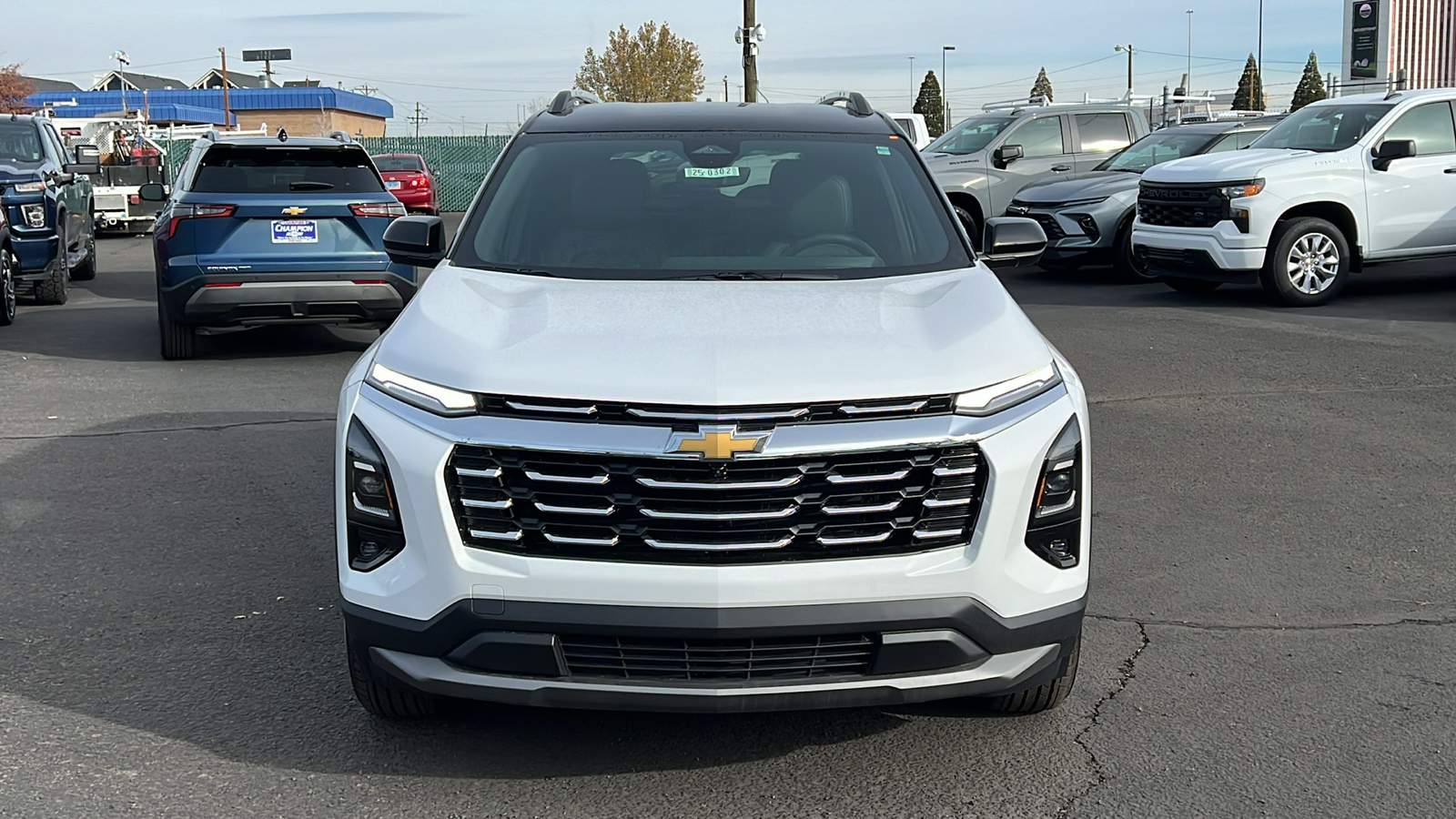 2025 Chevrolet Equinox AWD LT 2