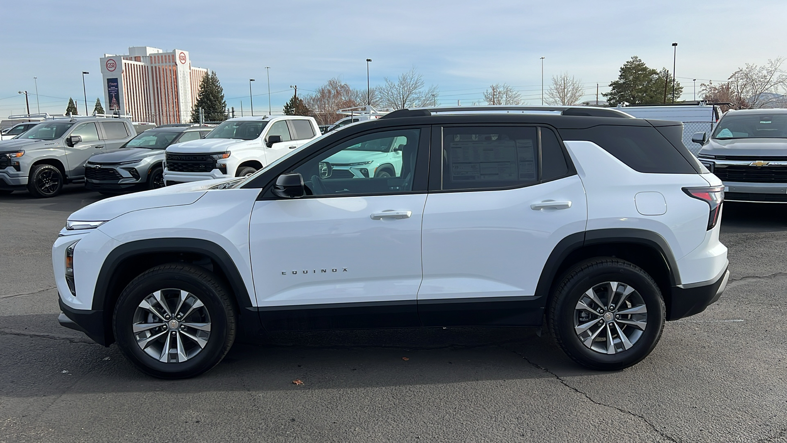 2025 Chevrolet Equinox AWD LT 8