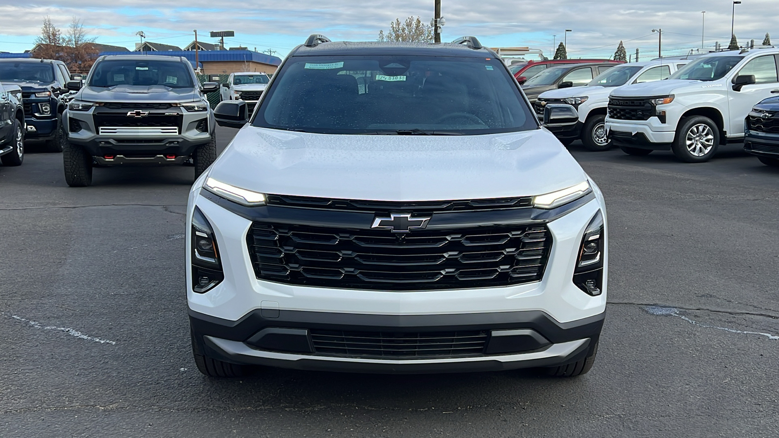 2025 Chevrolet Equinox AWD LT 2